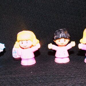 4 figures from Fisher Price Little People series